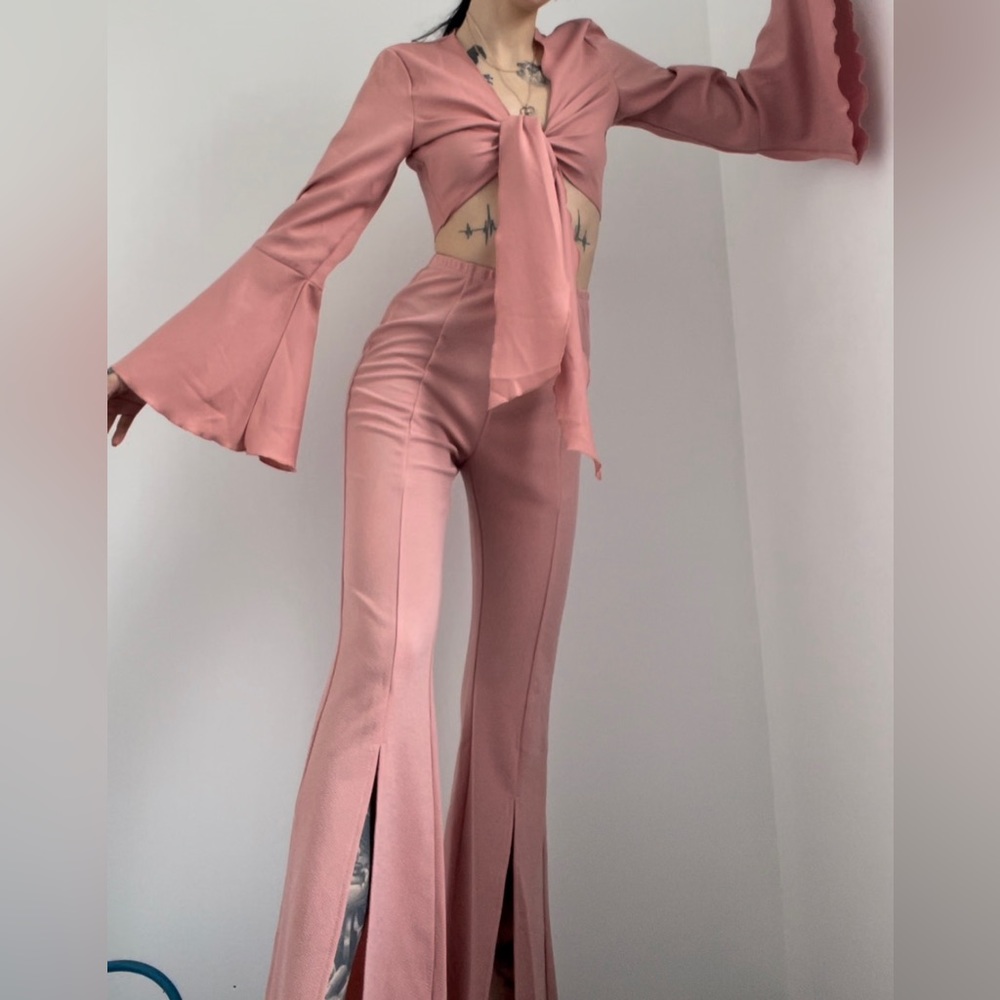 outfit rose small